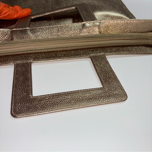 P Sherrod & Co Gold Jennifer Tote - Picture 10 of 11